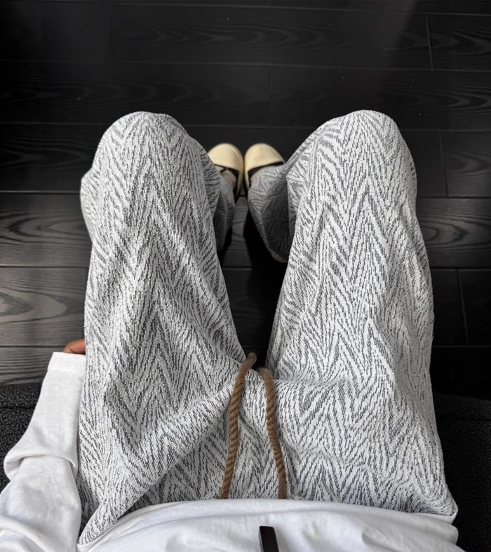 Chic Stripe Sweatpants Unisex High-Fall Feel Wide Leg Loose Straight Leg Pants Pleated Flared Knife-Edge Pants